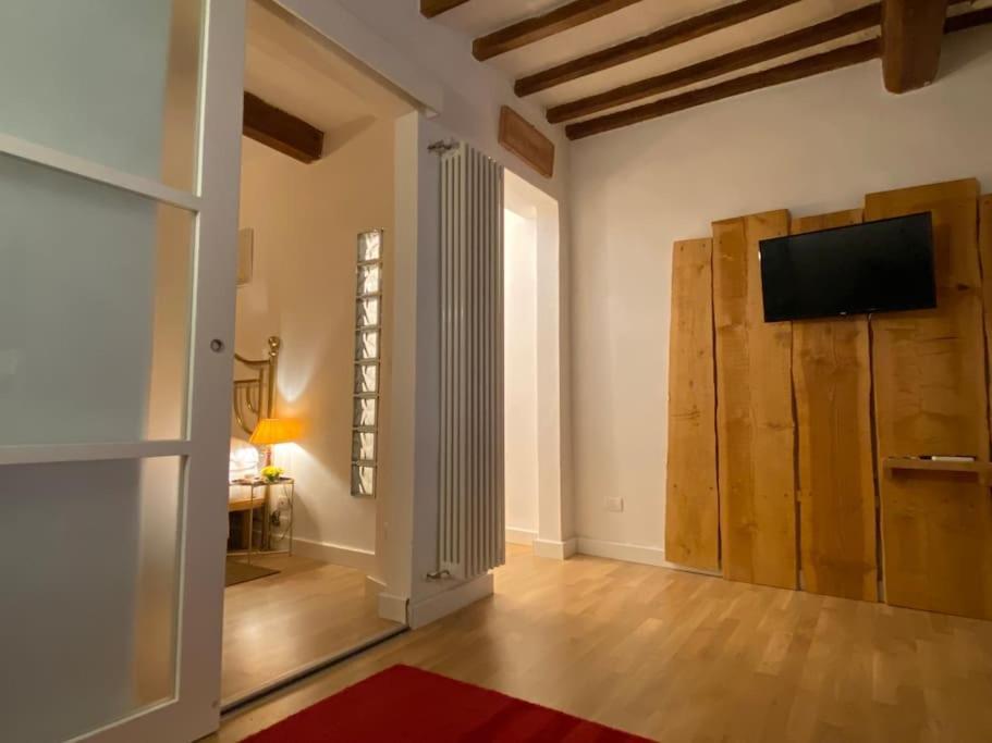 San Lorenzo Apartment In Red Florenz Exterior foto